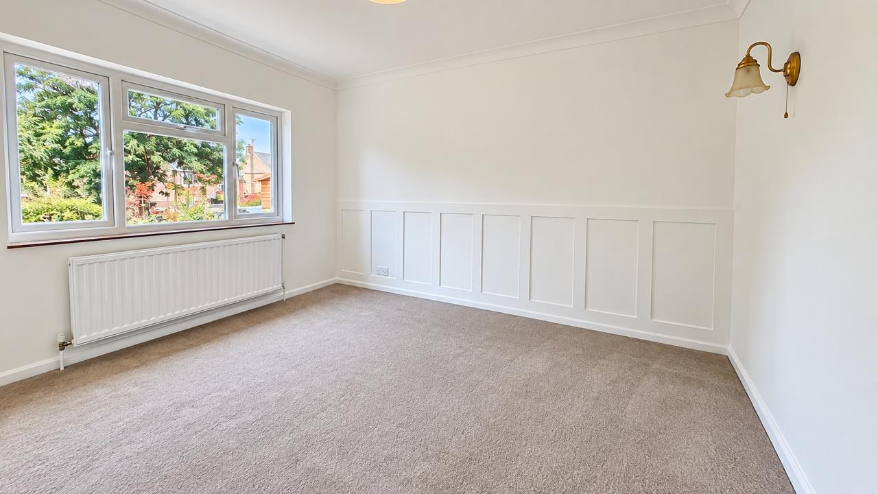 3 bed property in Old Roar Road, St. Leonards-On-Sea